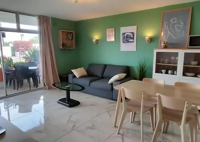 Full Appt Atlanta Peaceful Garden With Pool Lägenhet *